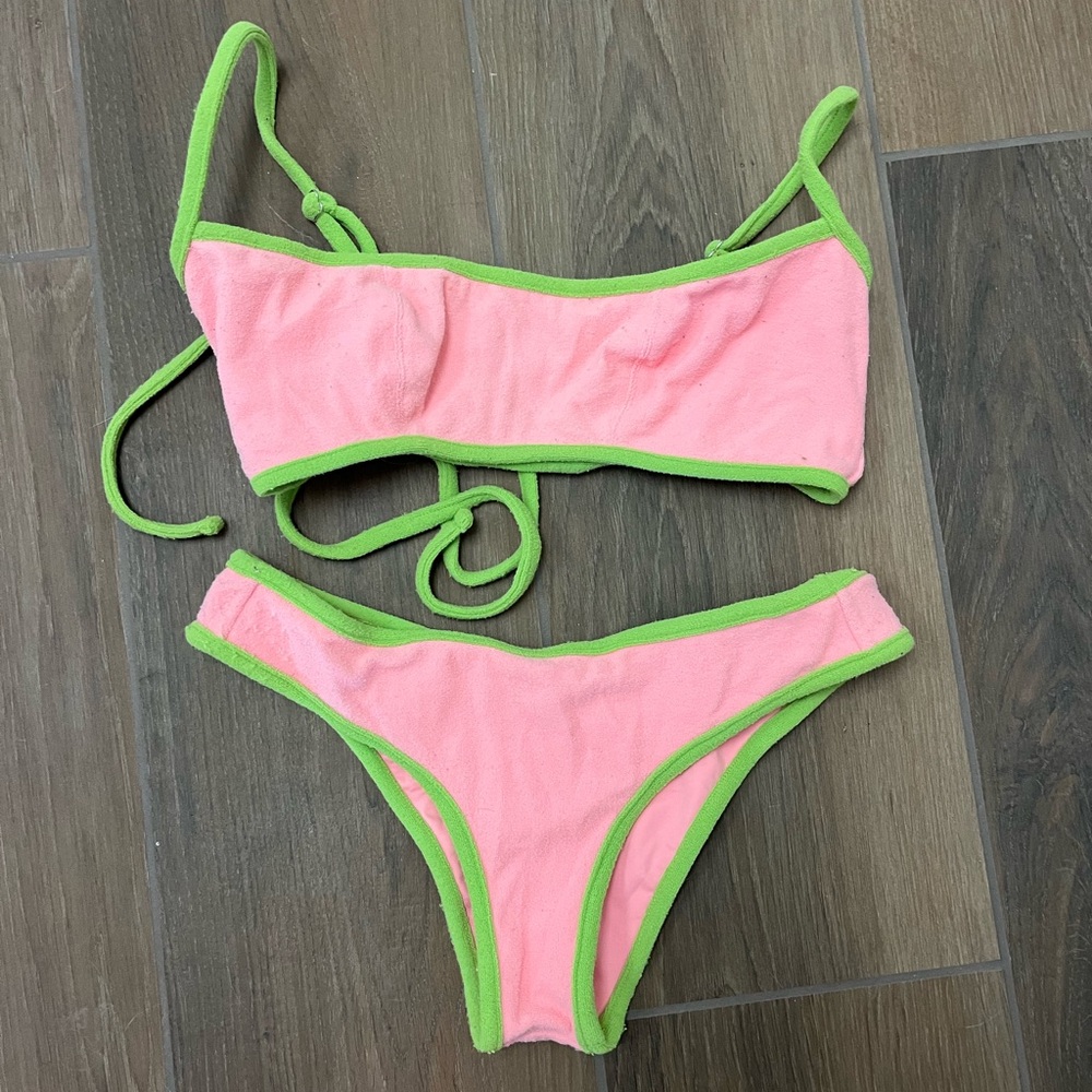 Frankie’s bikinis brand new bikini pink and green